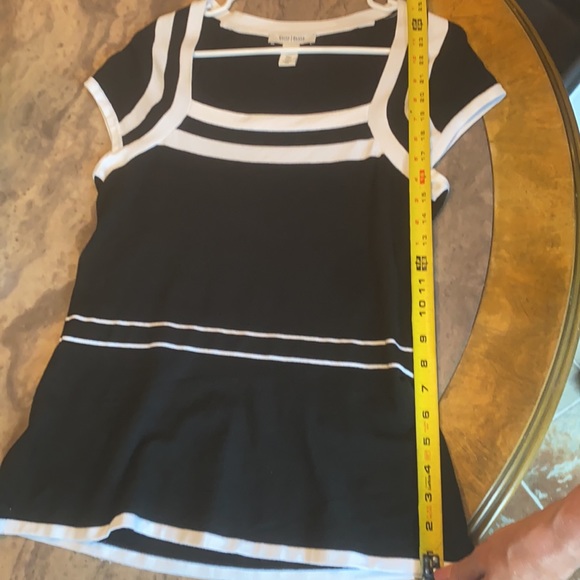 Top - Picture 4 of 5